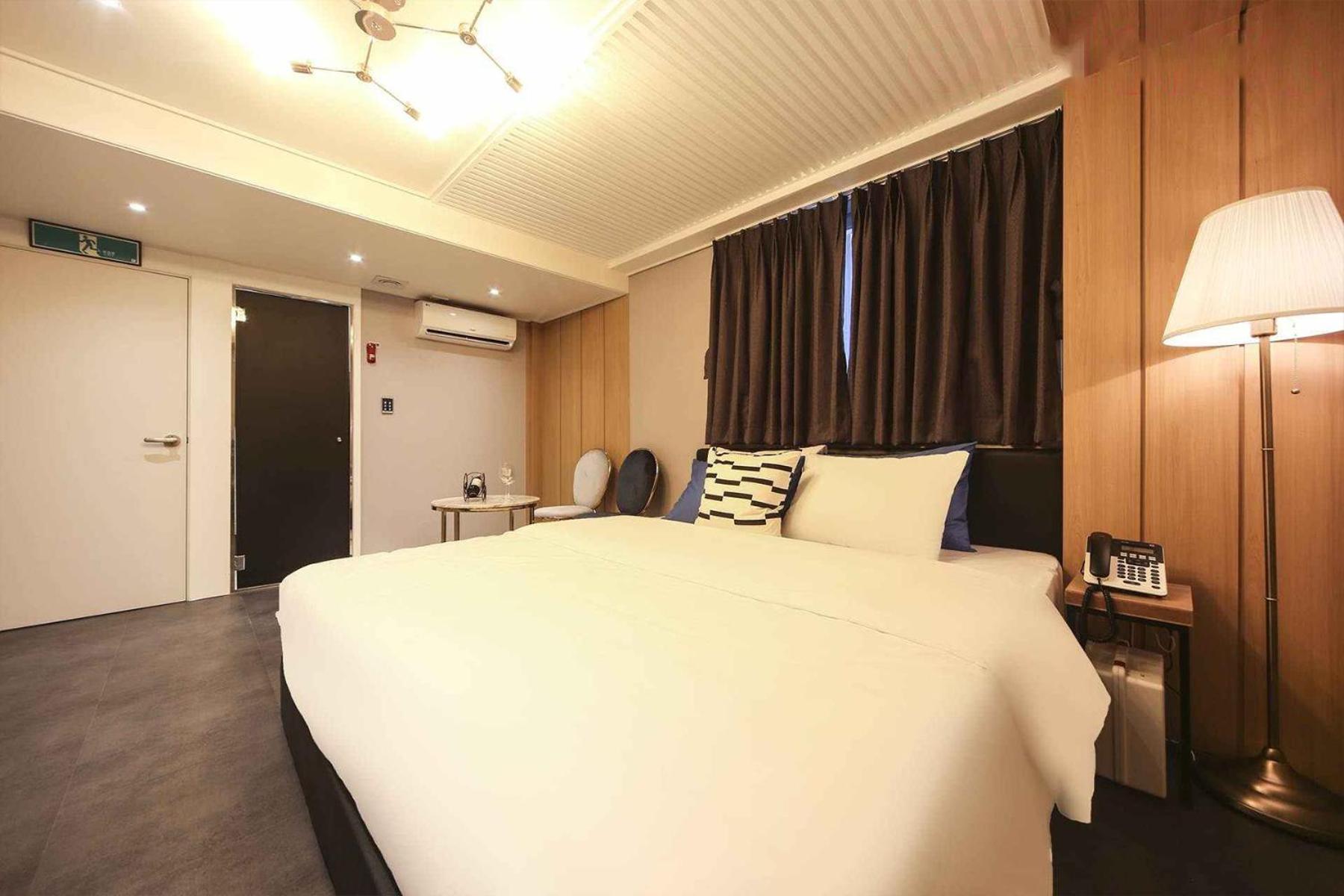 Bay 202 Hotel Busan Exterior photo